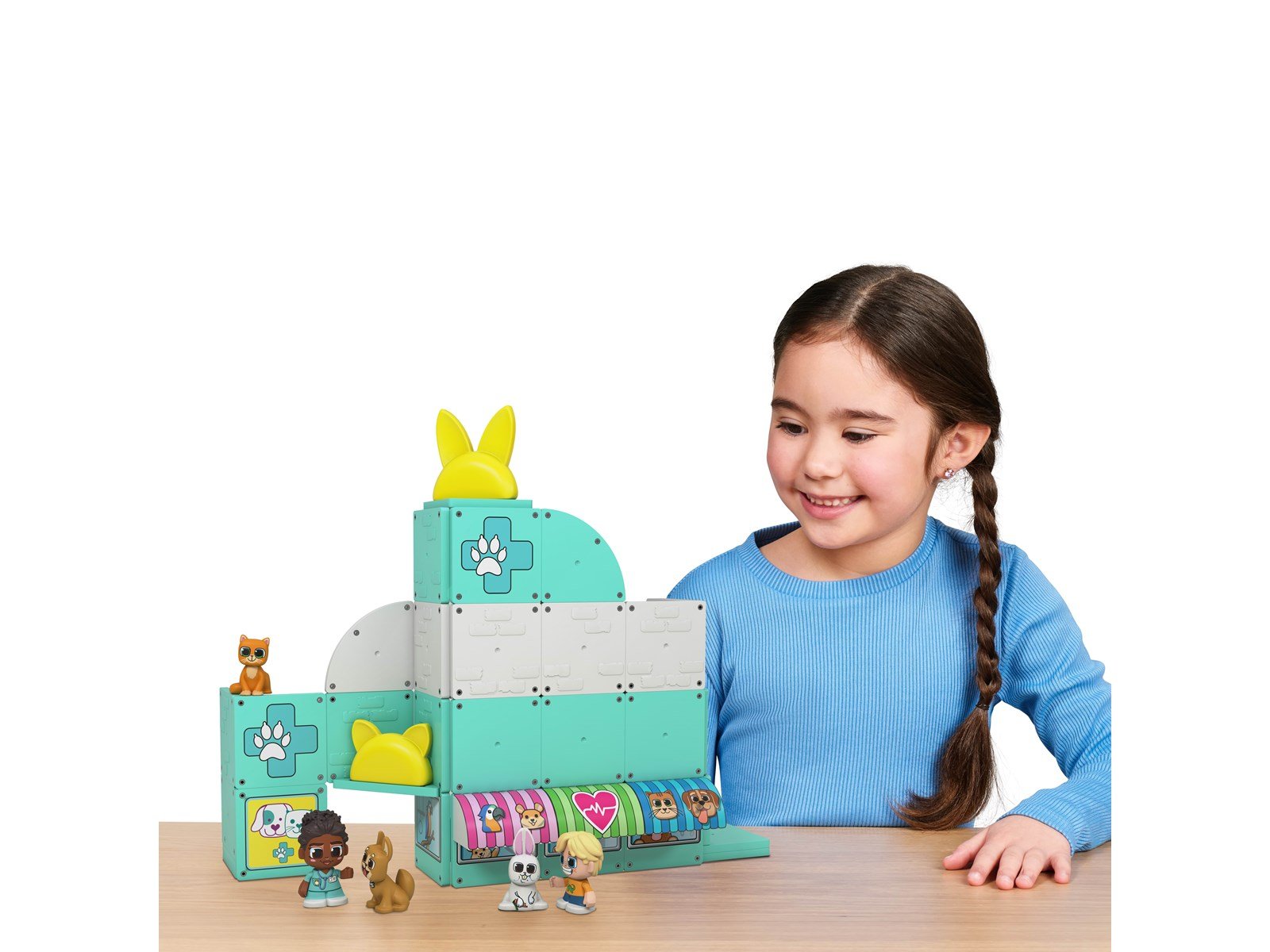 Tile Town Pet Vet Magnetic Tiles Playset 44 pcs