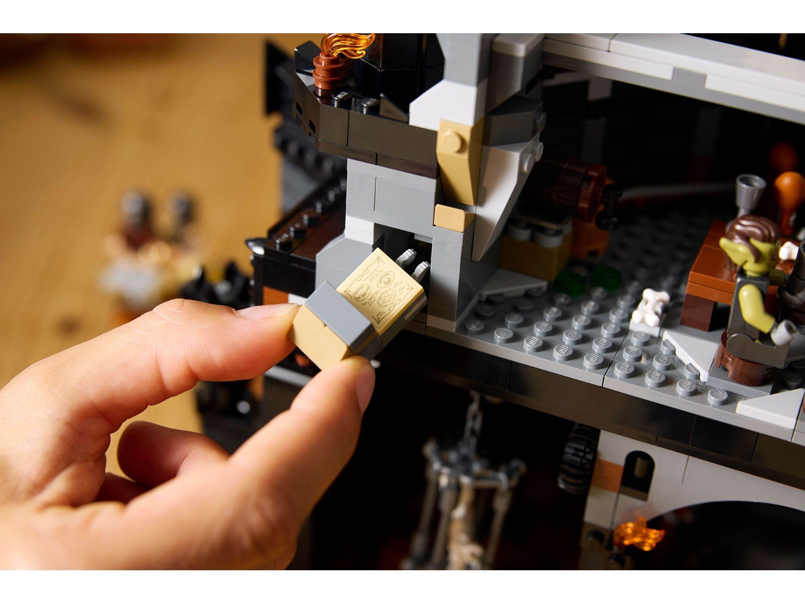 LEGO Icons 10333 Der Herr der Ringe: Barad-dûr™