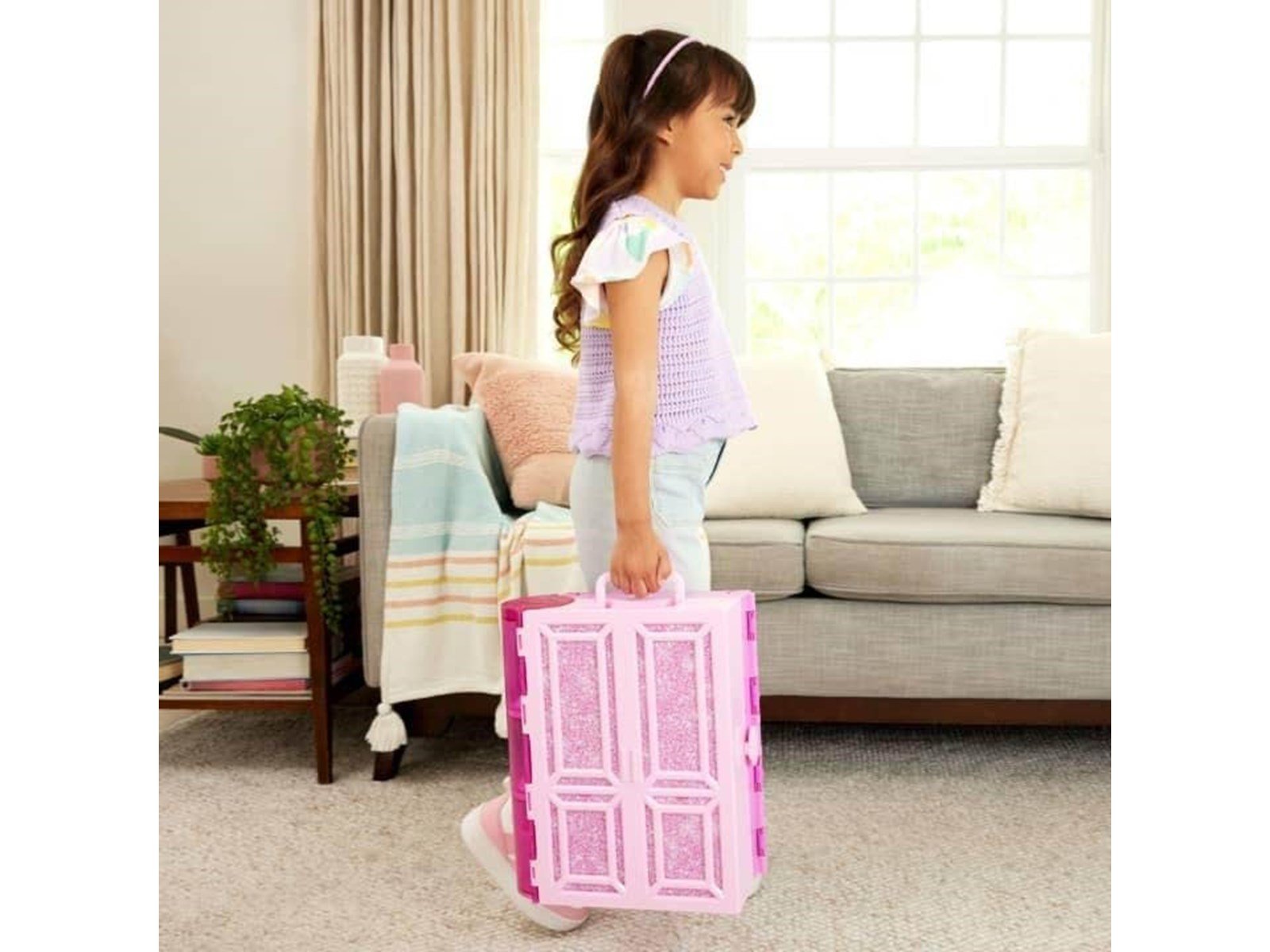 Barbie Dream Closet Toy Playset With Clothes & Accessories