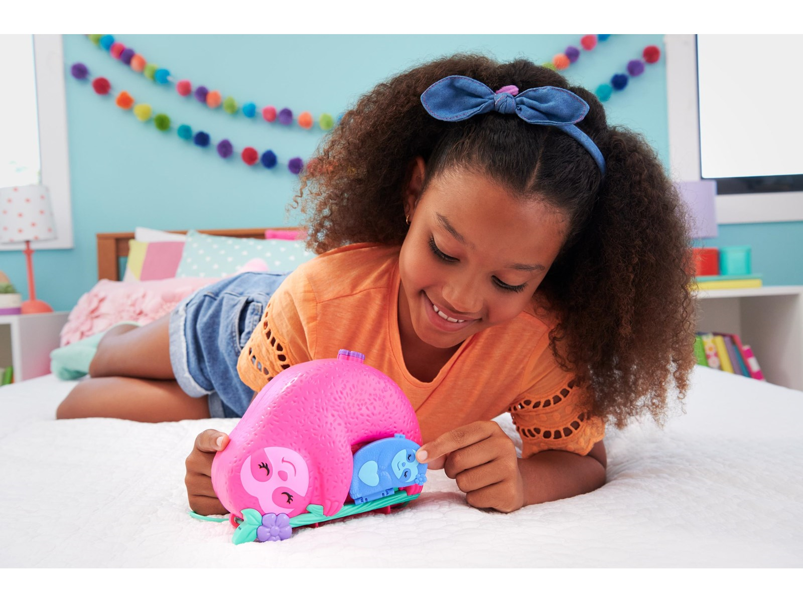 Polly Pocket Sloth Family 2-in-1 Purse Compact