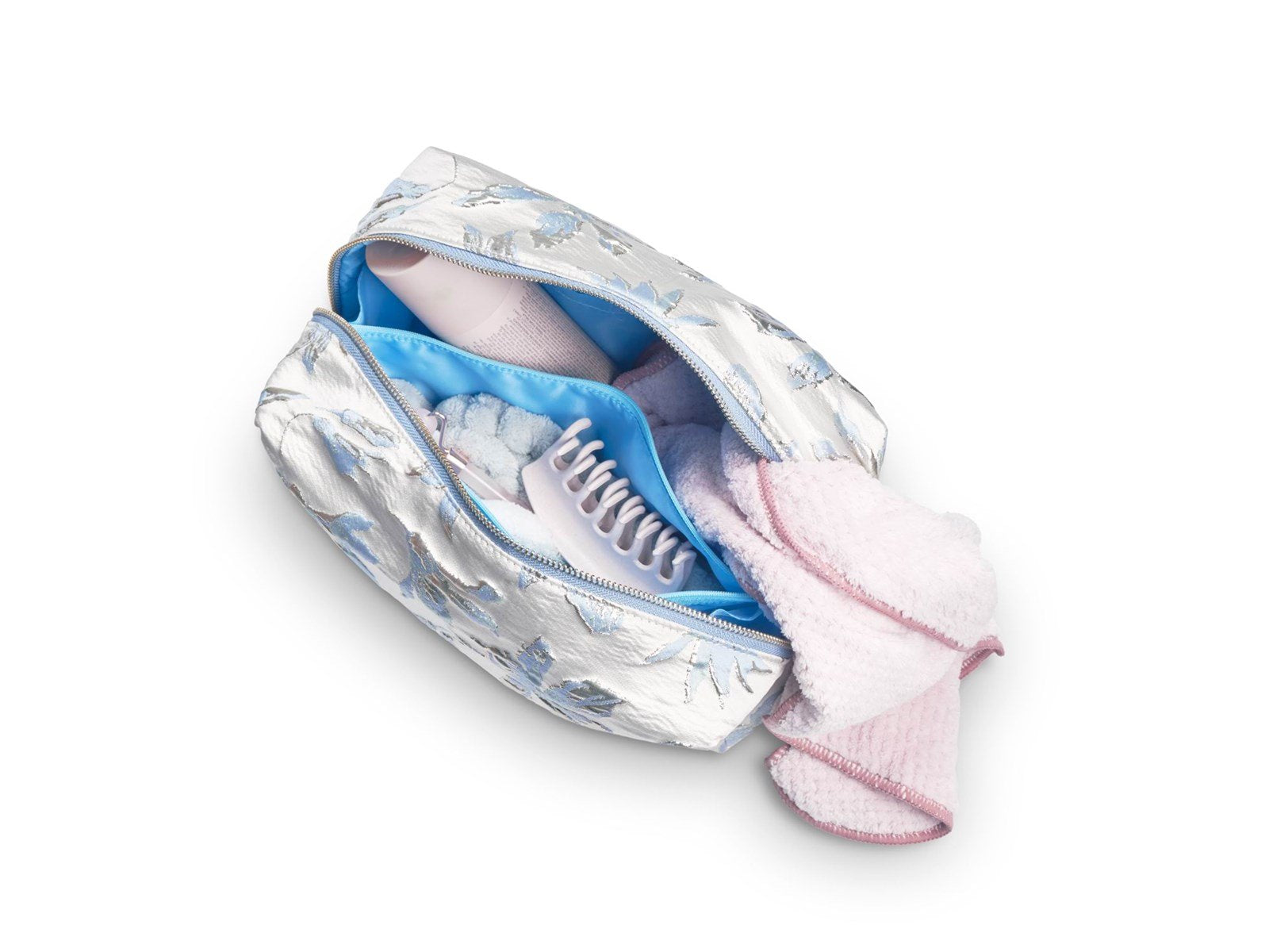 Karen Large toiletry bag in blue small floral quilt