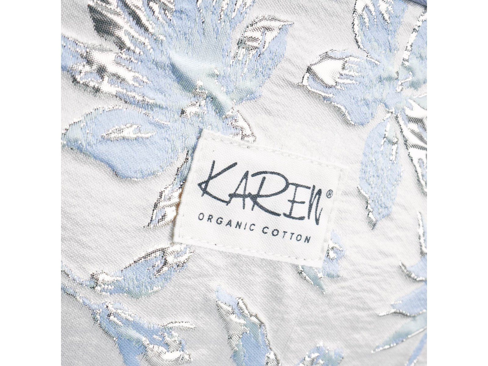 Karen Large toiletry bag in blue small floral quilt