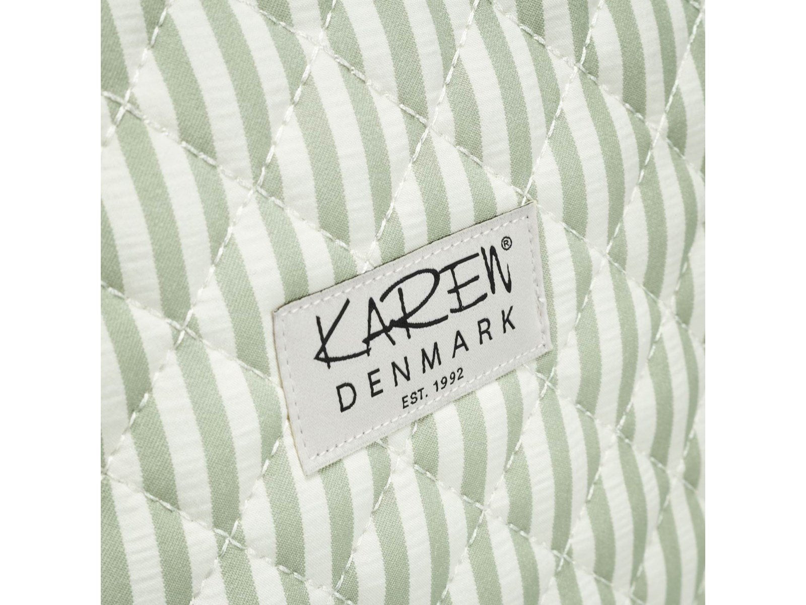 Karen Large toiletry bag with handle in green/white striped quilt