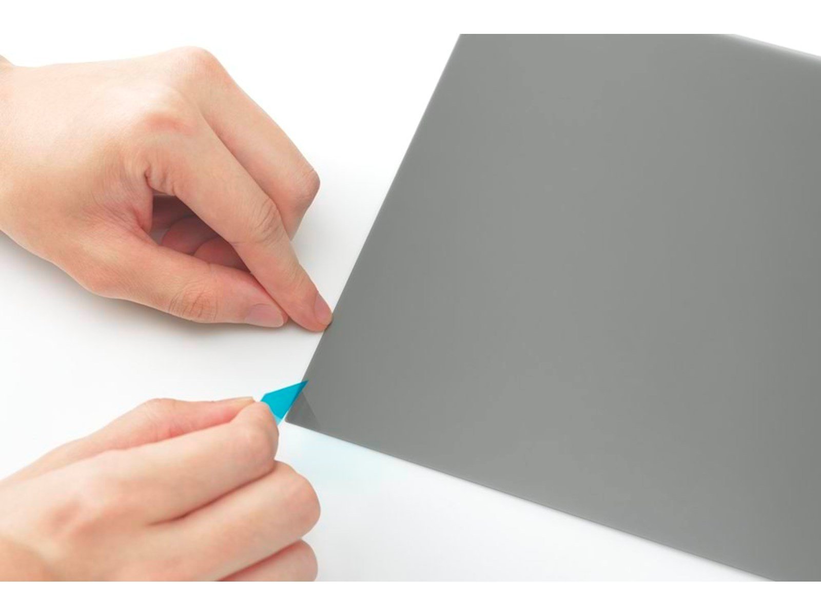 Kensington Ersatz-Zubehör-Kit für MagPro™ Magnetische Blickschutzfilter für Laptops (K58411WW)