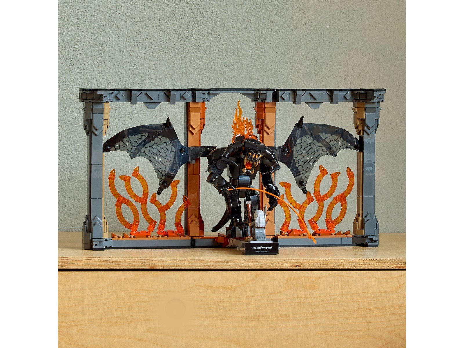 LEGO Icons 10367 Der Herr der Ringe: Balrog™ Bücherstütze