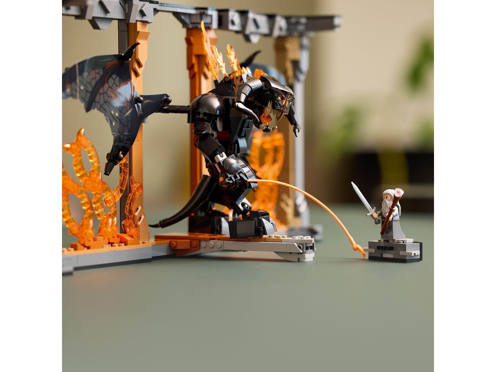 LEGO Icons 10367 Der Herr der Ringe: Balrog™ Bücherstütze