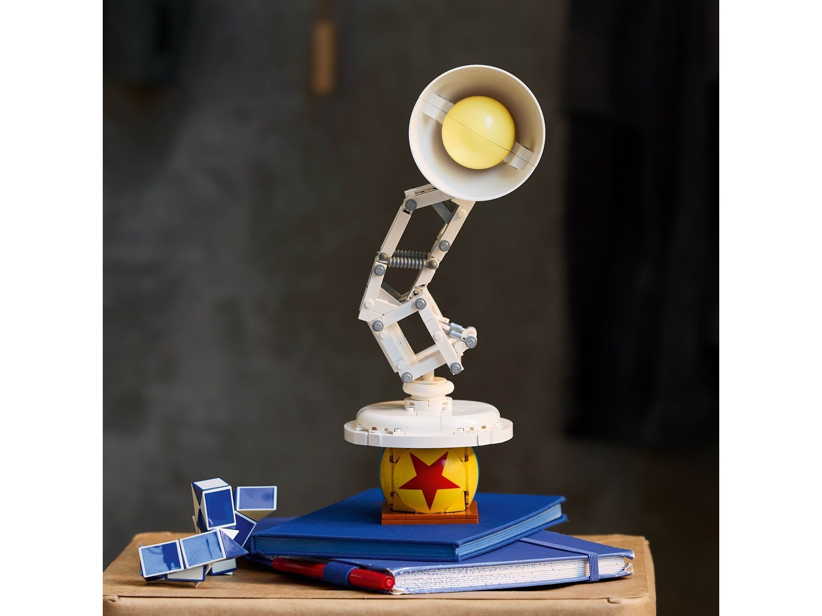 LEGO Ideas 21357 Disney Pixar Luxo Jr.