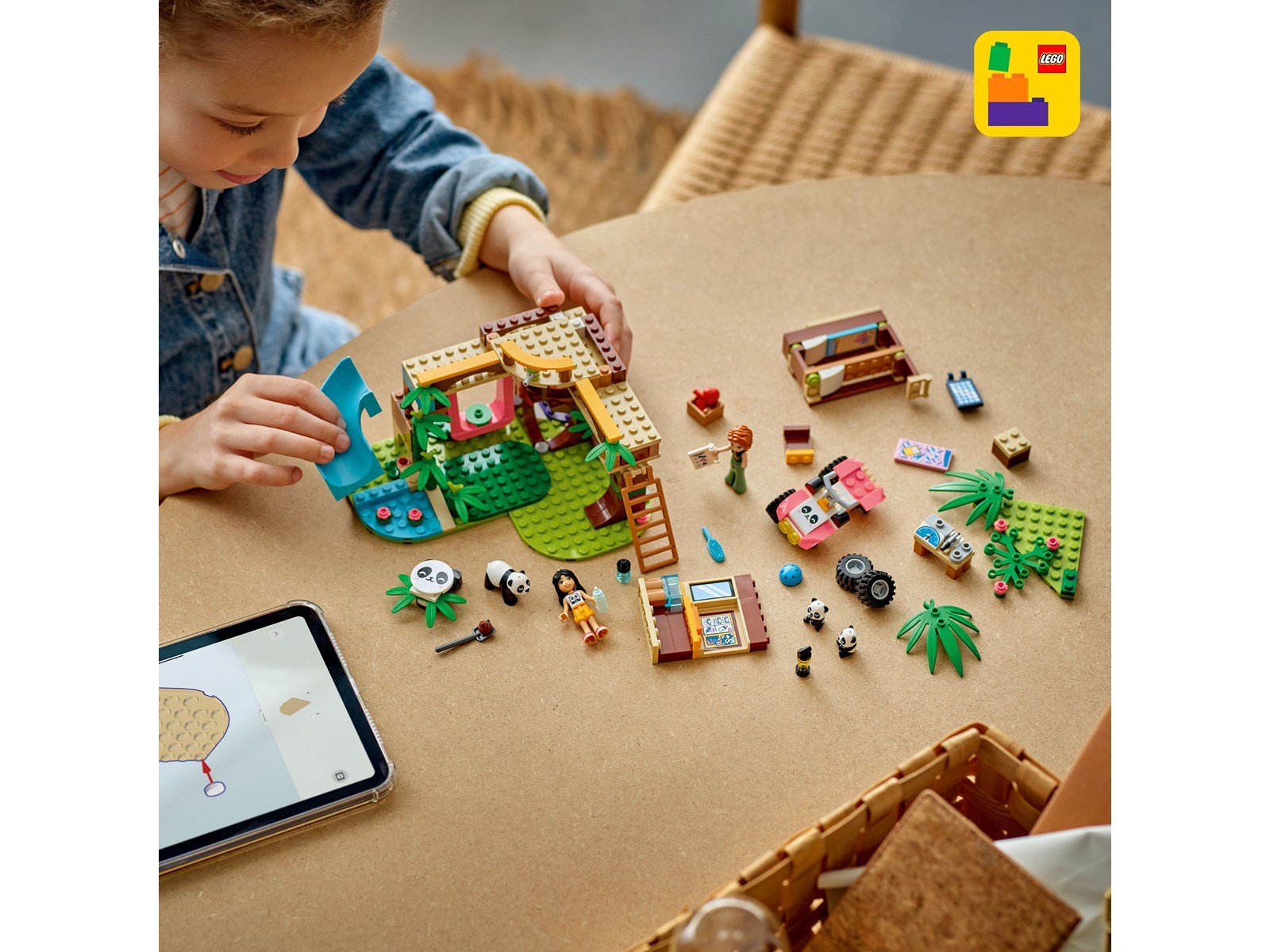 LEGO Friends 42648 Panda-Pflegestation