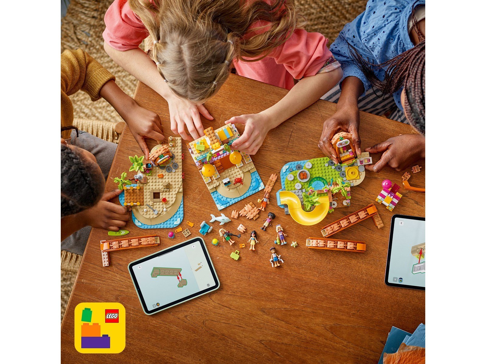 LEGO Friends 42673 Familienurlaub im Strandresort