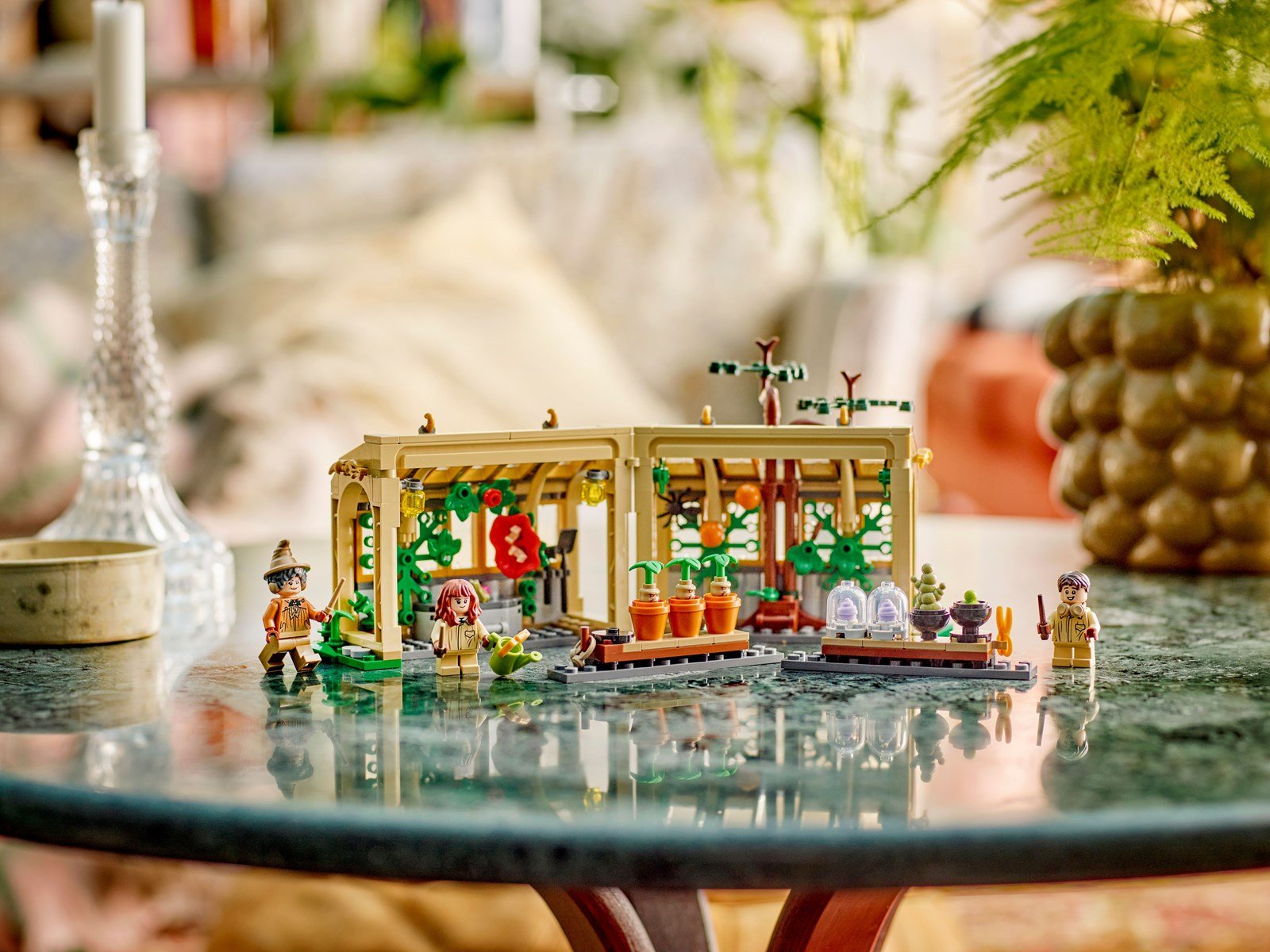 LEGO Harry Potter 76445 Schloss Hogwarts™: Kräuterkundeunterricht