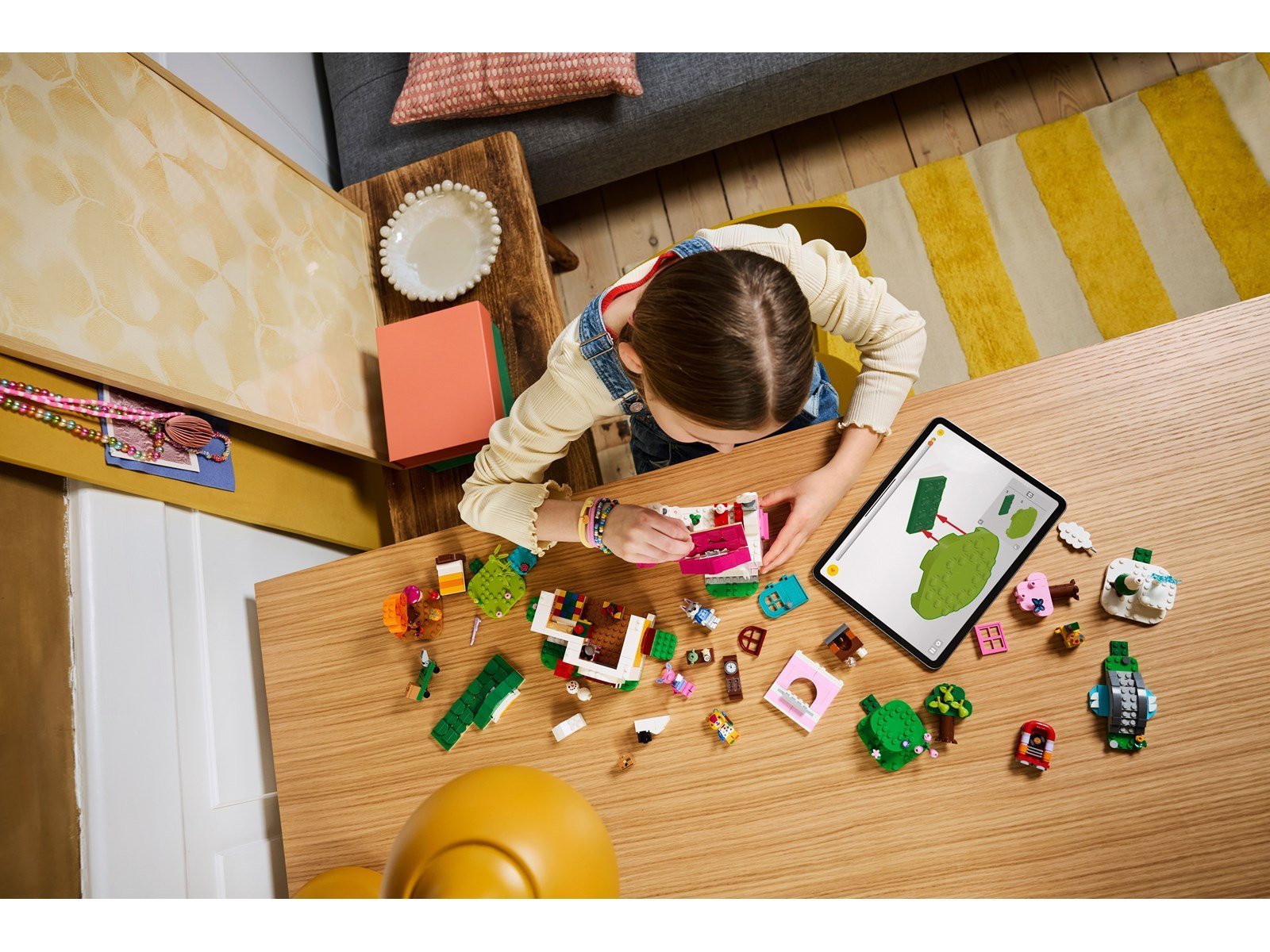 LEGO Animal Crossing 77057 Kreative Häuser: Jahreszeiten voller Spaß