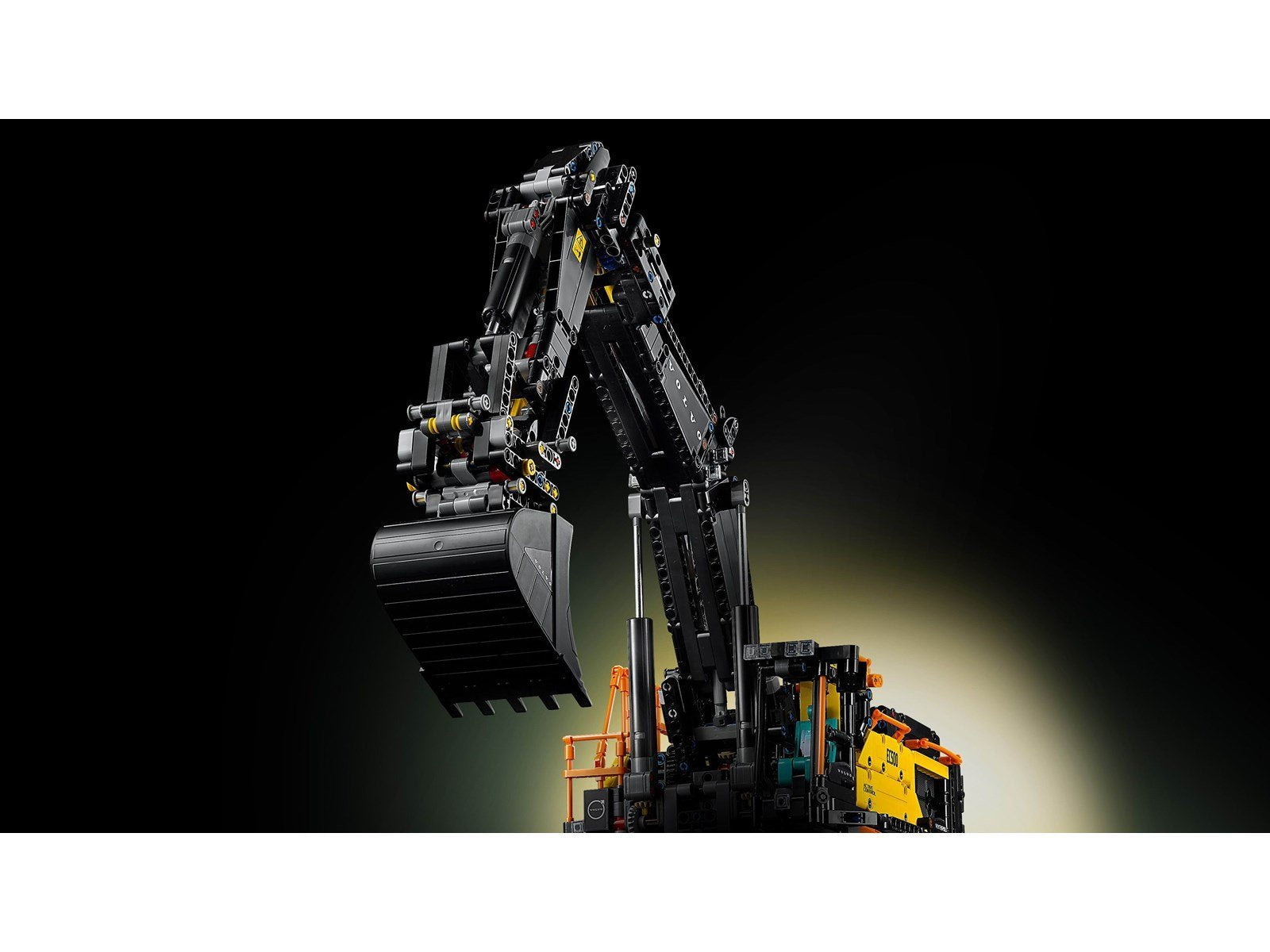 LEGO Technic 42215 Volvo EC500 Hybrid Bagger