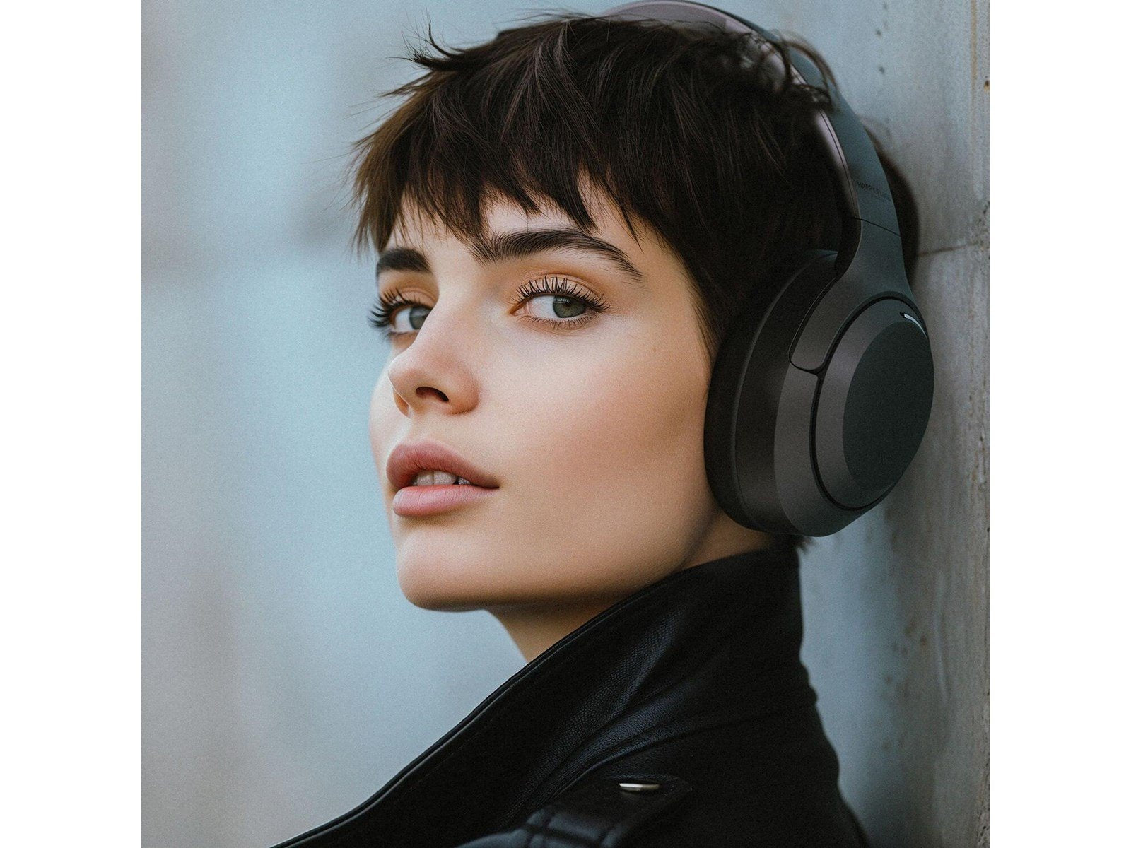 Happy Plugs Play Lite Over-Ear Wireless Headphones - Black