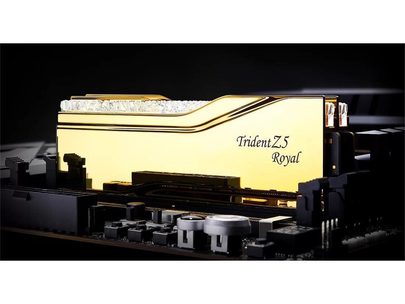 G.Skill Trident Z5 RGB DDR5-6000 - 32GB - CL28 - Dual Channel (2 pcs) - Intel XMP - Gold mit RGB