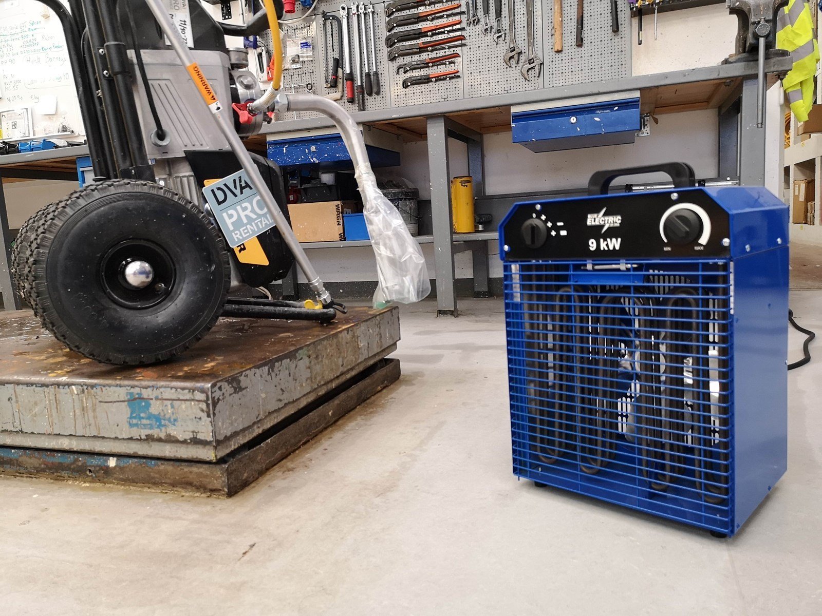 Blue Electric Fan heater 9kW 400V, blue