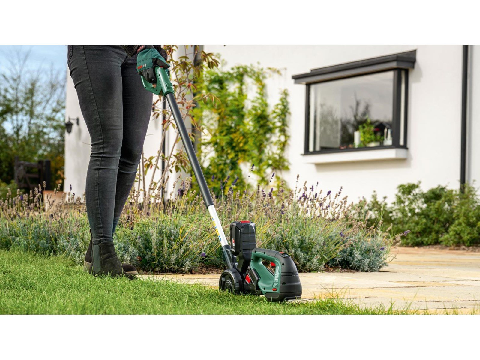 Bosch AdvancedShear pole attachment