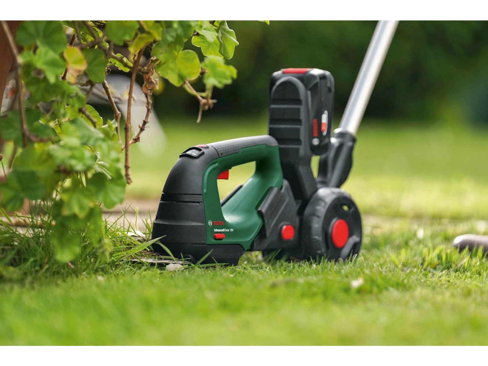 Bosch AdvancedShear pole attachment