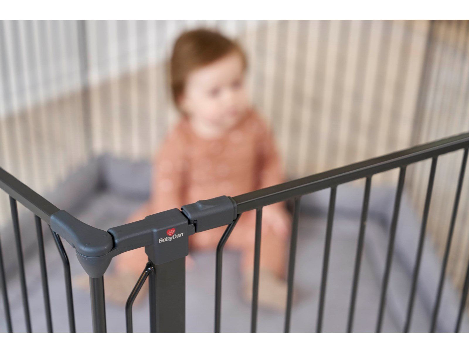 BabyDan CombiFit 5-sided playpen black