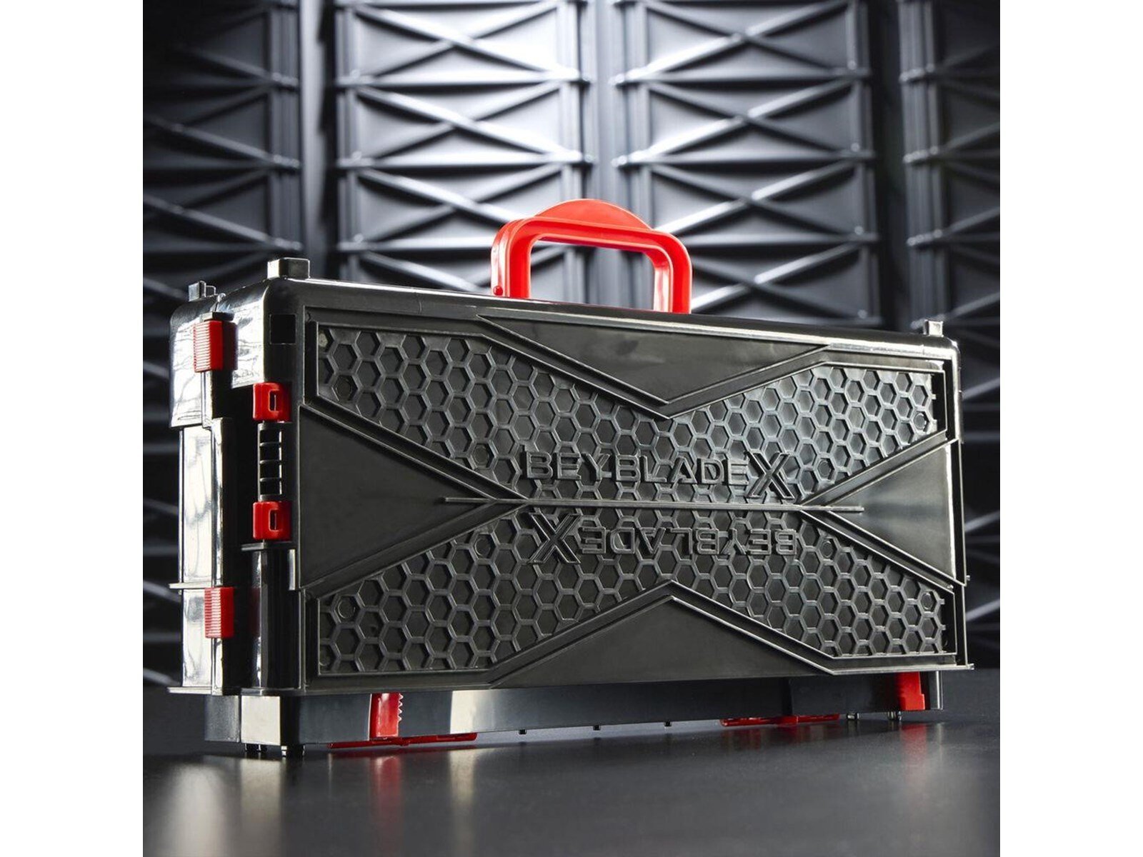 Beyblade X Clash and Carry Beystadium Battle Arena