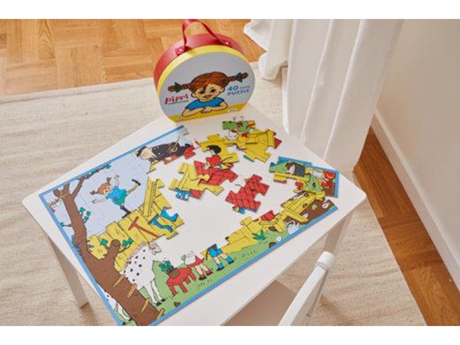 Barbo Toys Pippi Longstocking Suitcase with Puzzle (40 pcs)