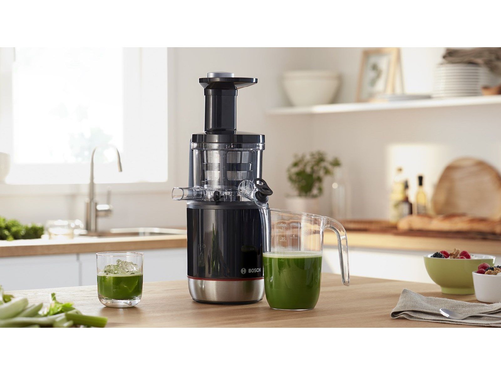 Bosch VitaExtract MESM731M