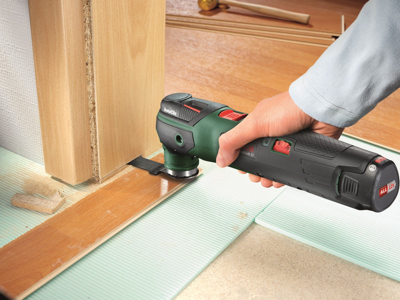 Bosch AKKUMULTIVÆRKTØJSÆT UNIVERSALMULTI 12