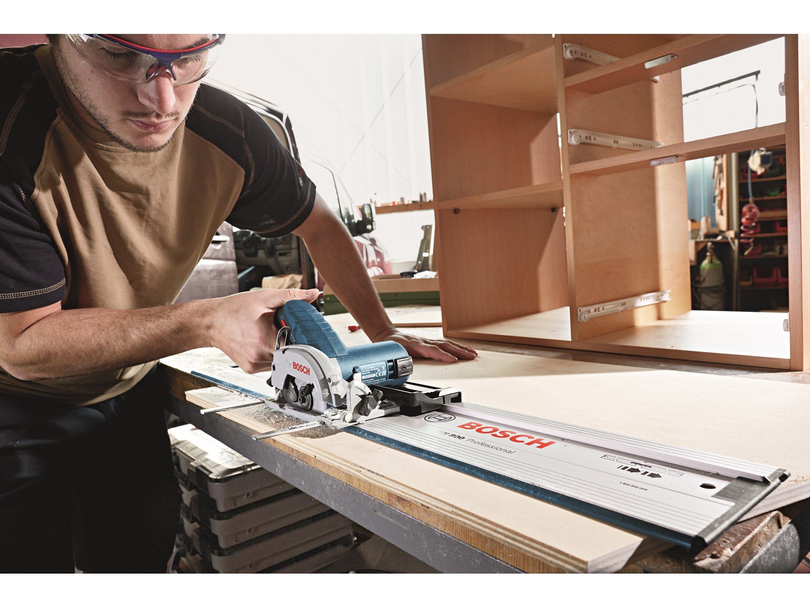 Bosch Professional AKKURUNDSAV GKS 12V-26 2X3.0AH L-BOXX