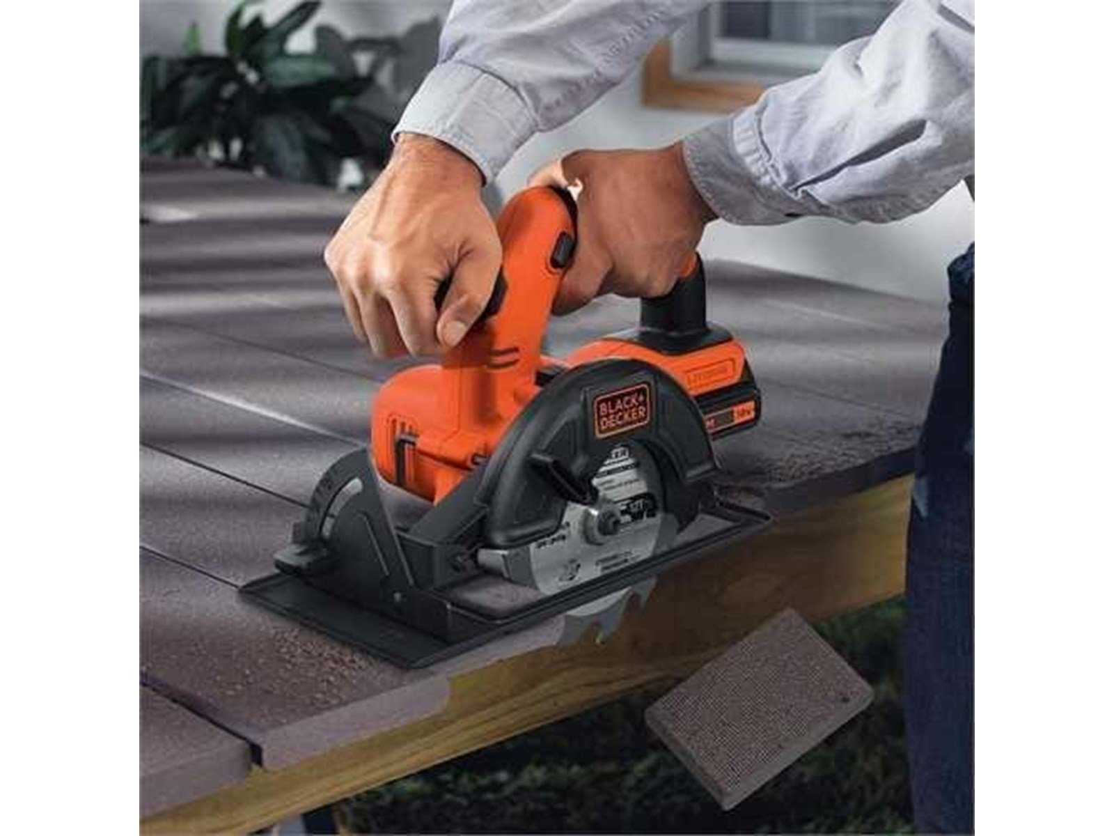 Black & Decker BDCCS18N-XJ