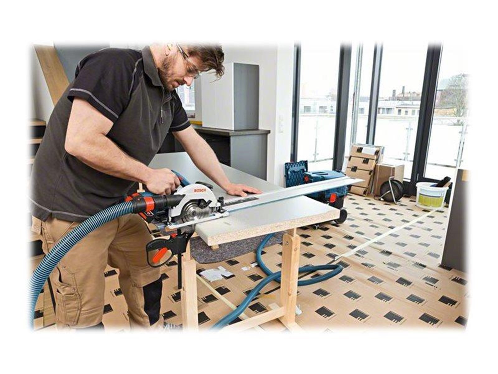 Bosch Professional RUNDSAV GKS 18V-57 G 2X4.0AH GAL18V-40