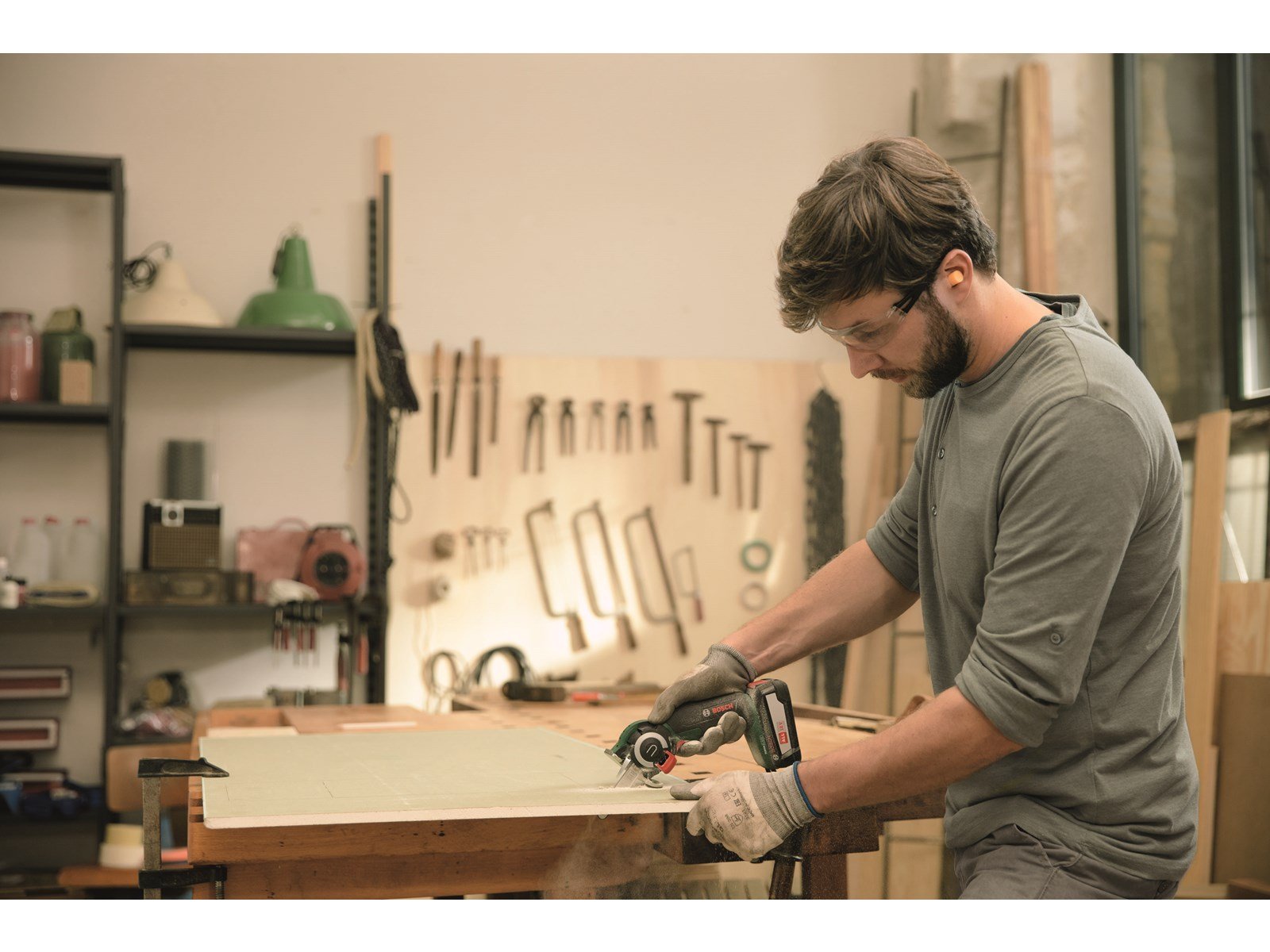 Bosch AdvancedCut 18