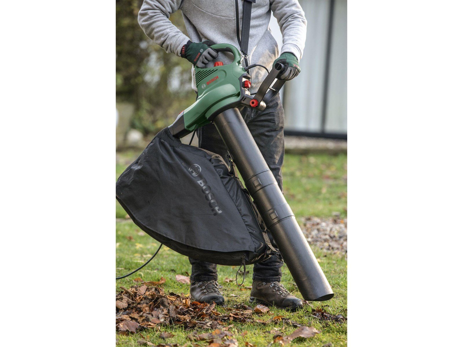Bosch LØVSUGER UNIVERSAL GARDEN TIDY 3000W
