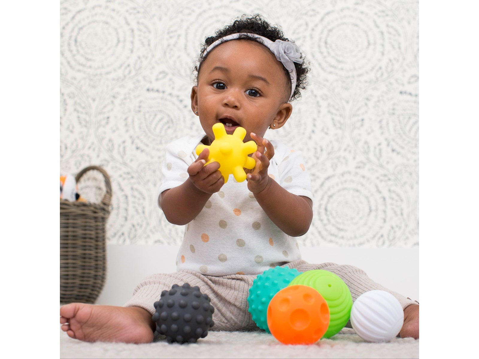 B-Kids Infantino Baby multi balls