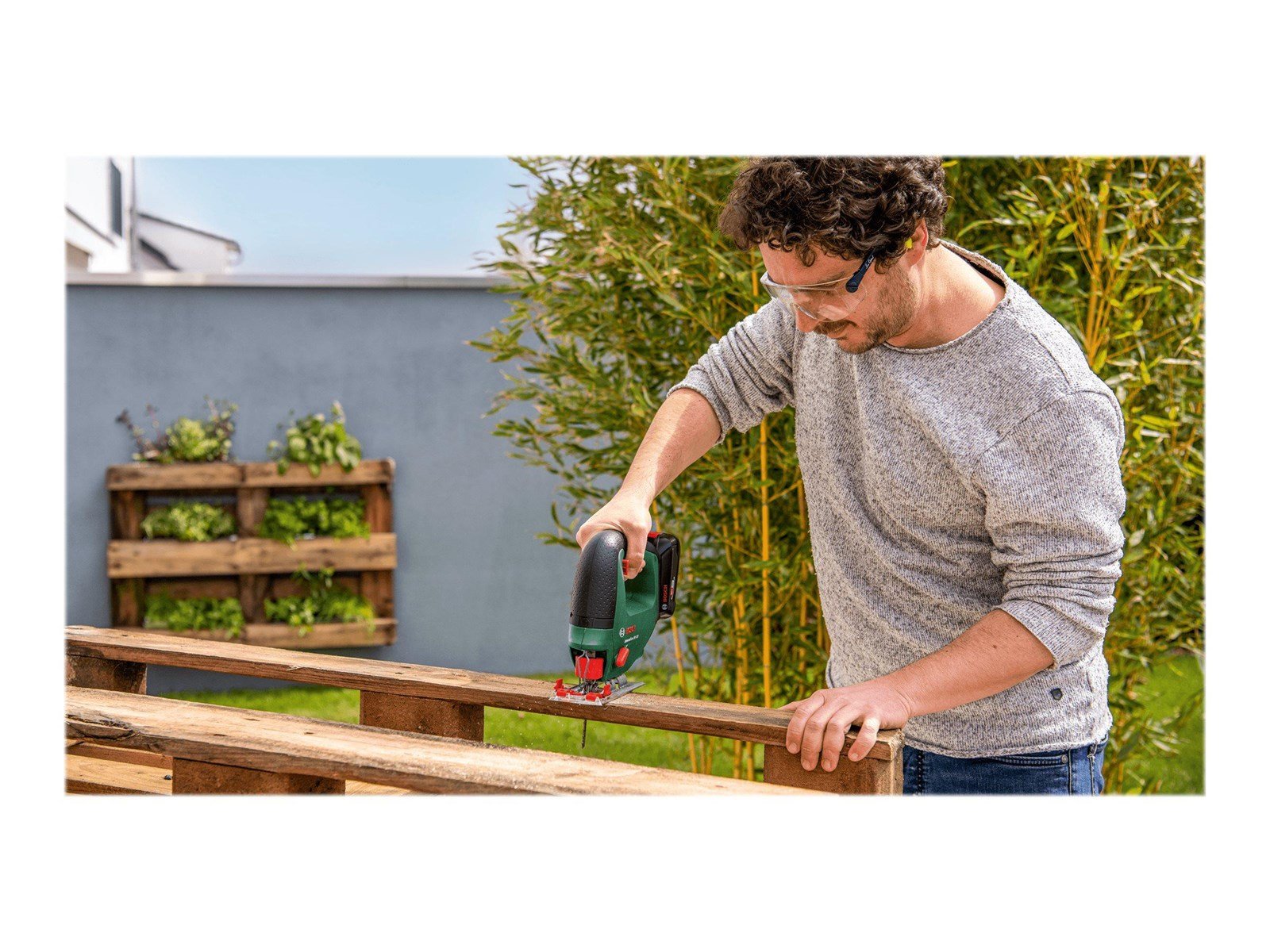 Bosch UniversaSaw 18V-100 (SOLO)