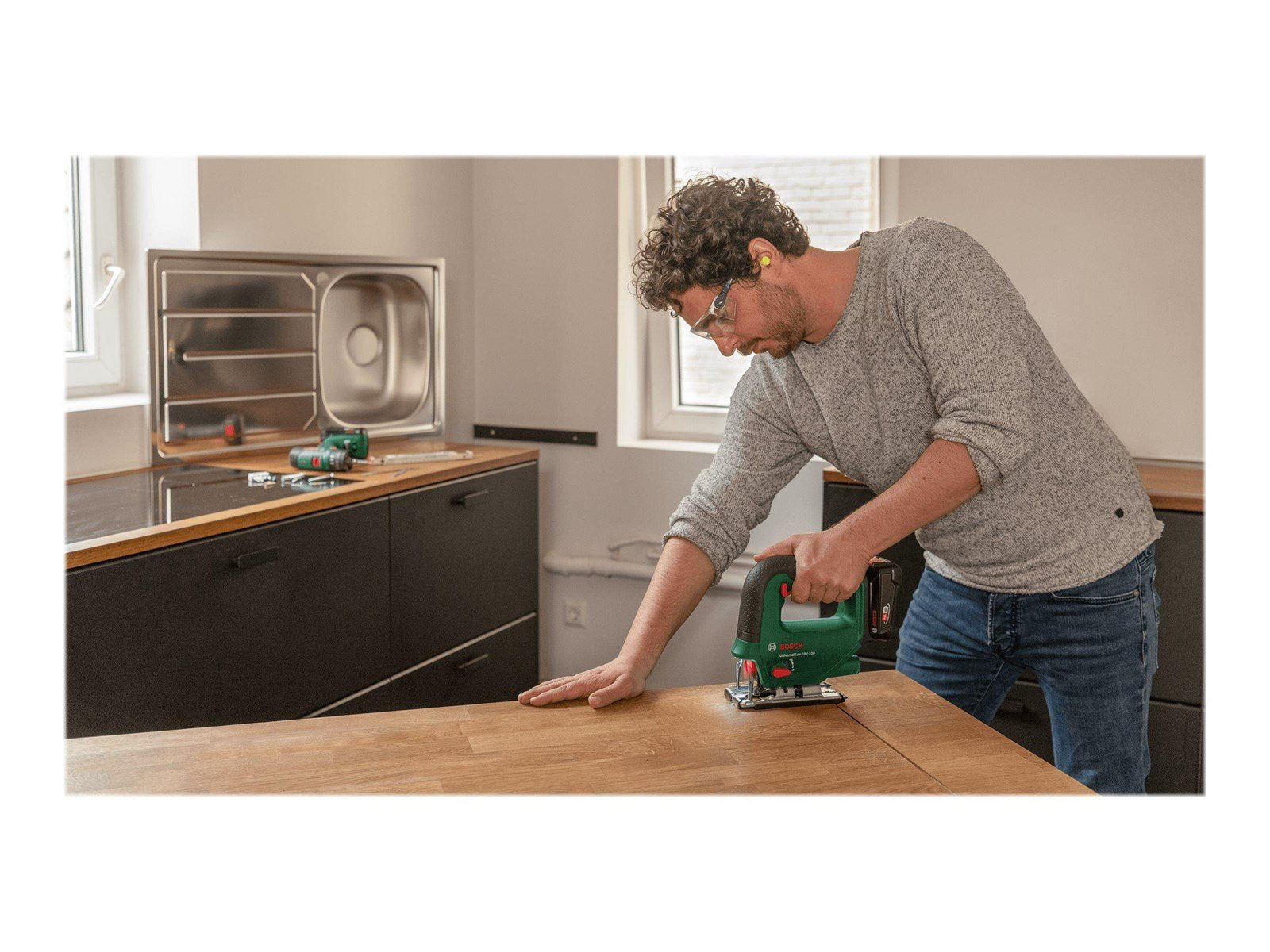 Bosch UniversaSaw 18V-100 (SOLO)