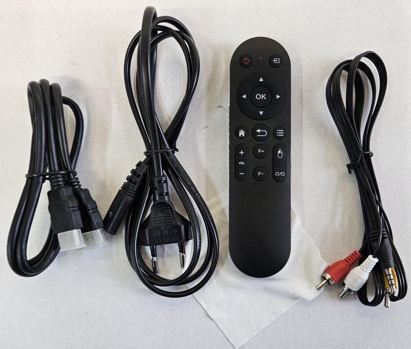Acer AOpen Fire Legend QH12a mobiler LED Beamer 135 ANSI Lumen