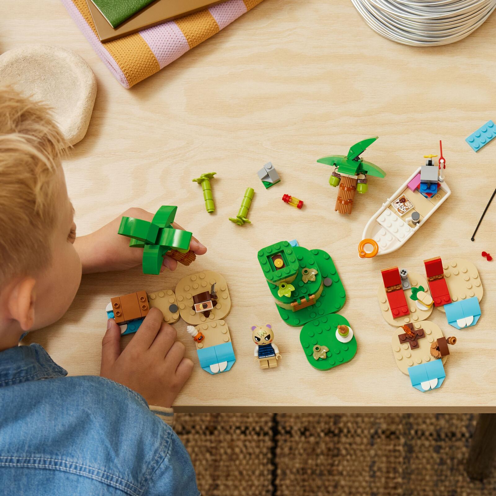 LEGO® Animal Crossing 77048 Käptens Insel-Bootstour