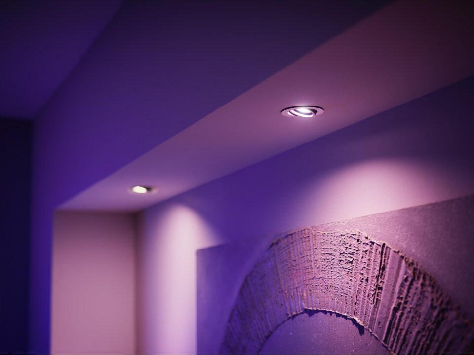 Philips Hue GU10 weißes und farbiges Licht