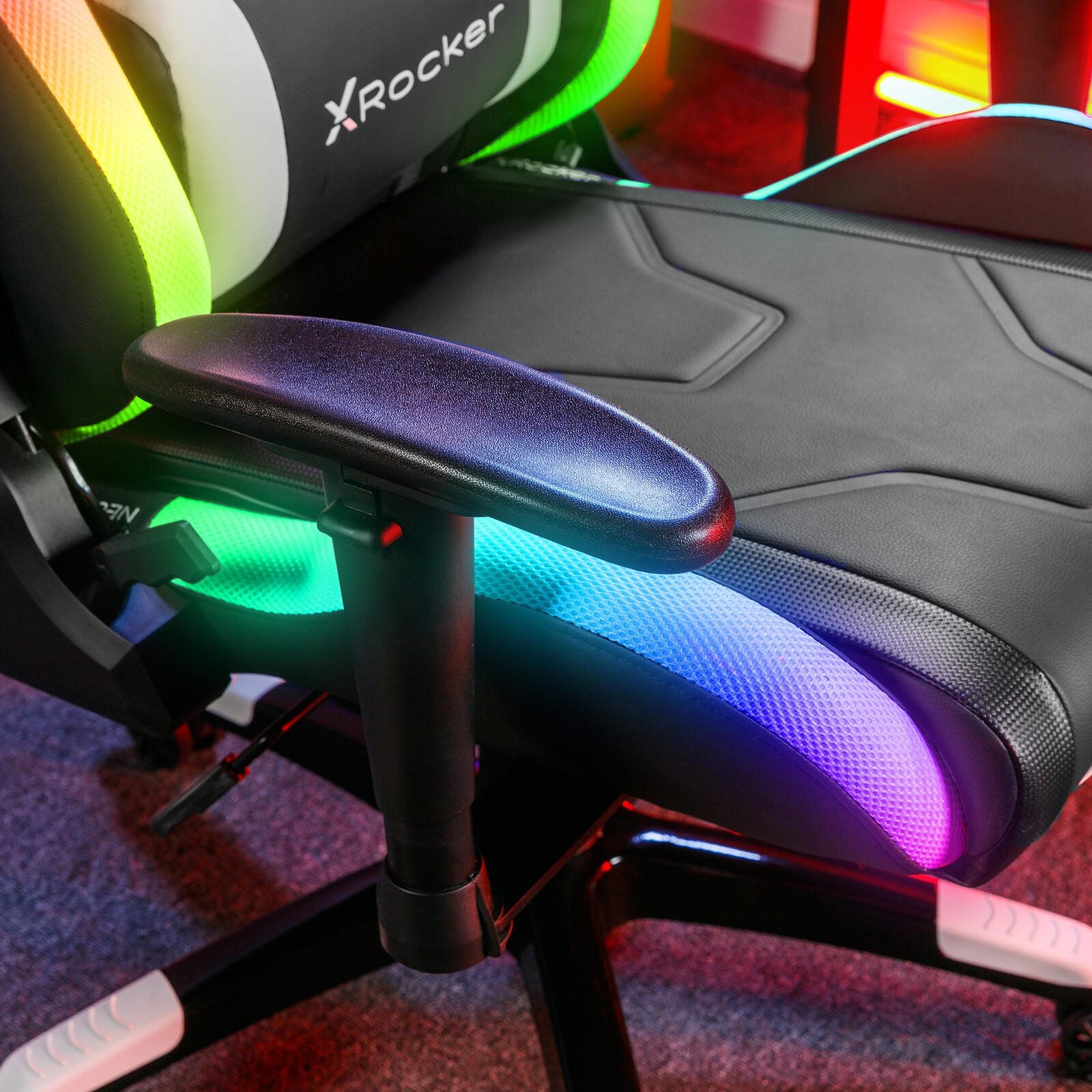 B-WARE X Rocker Agility eSports Gaming-Bürodrehstuhl mit LED-Beleuchtung & App-Steuerung - schwarz/weiß