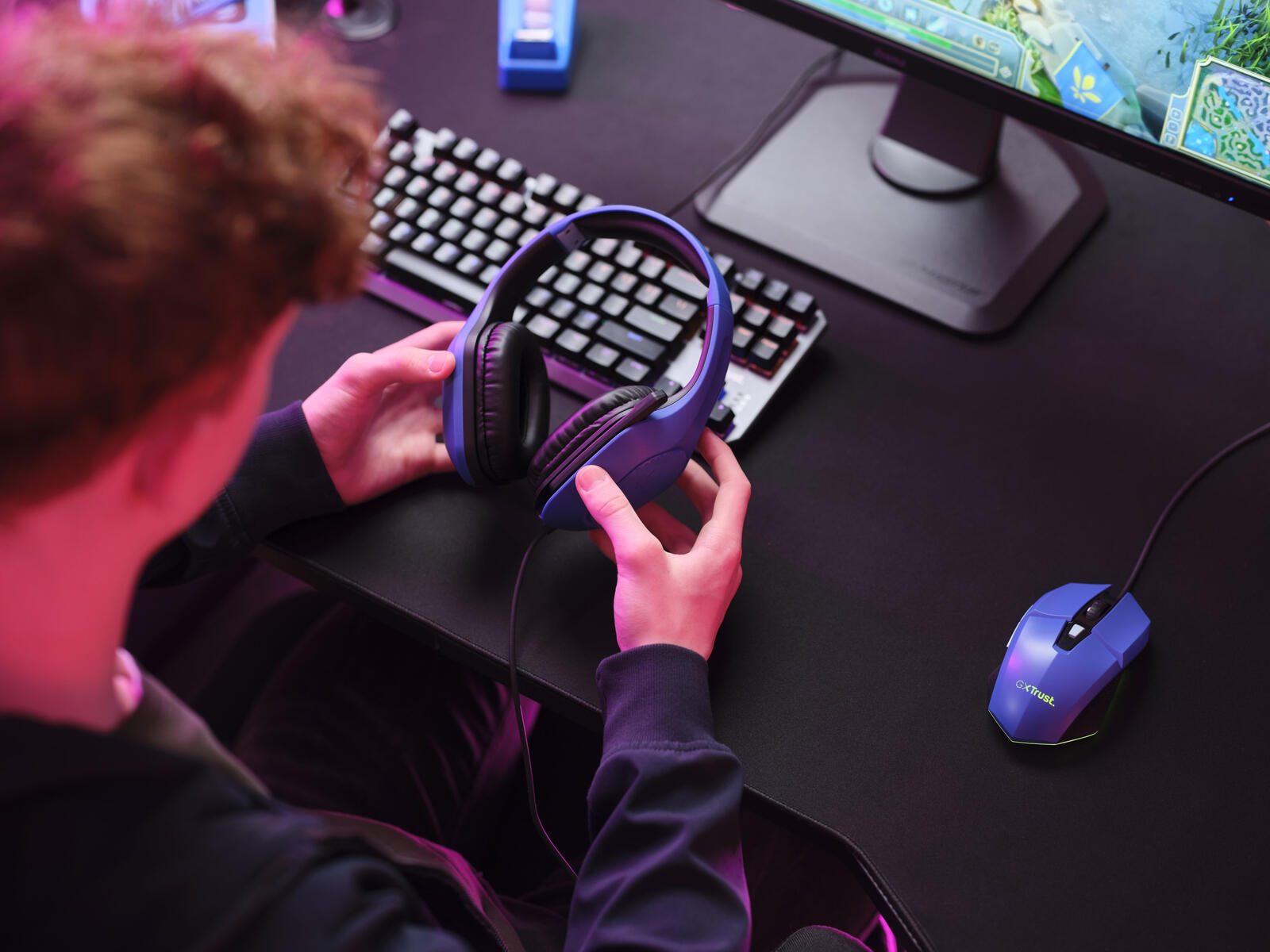 Trust Gaming GXT 415B Zirox Federleichtes Gaming-Headset - Blau