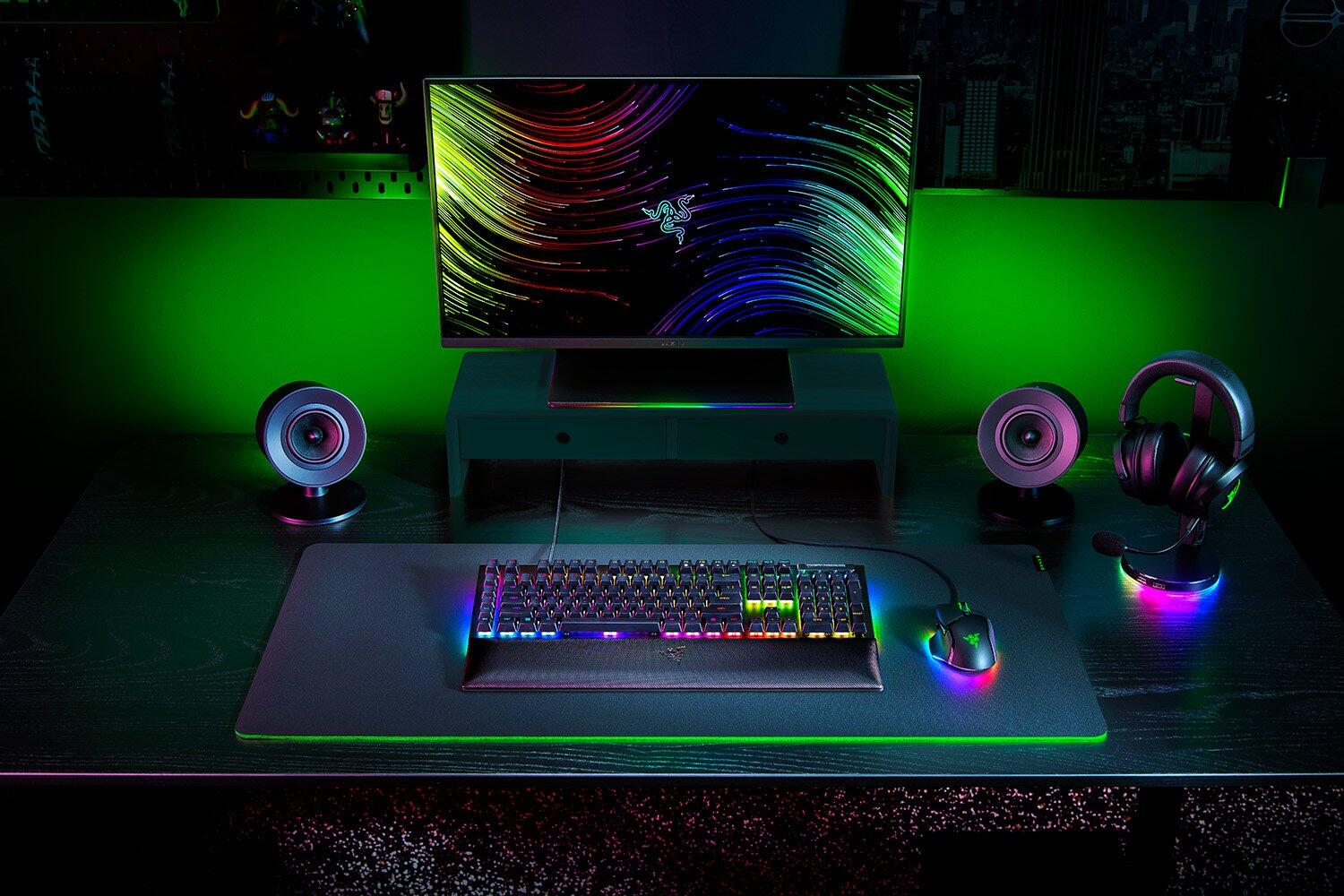 Razer BlackWidow V4 Mechanische Gaming-Tastatur mit Razer Chroma™ RGB
