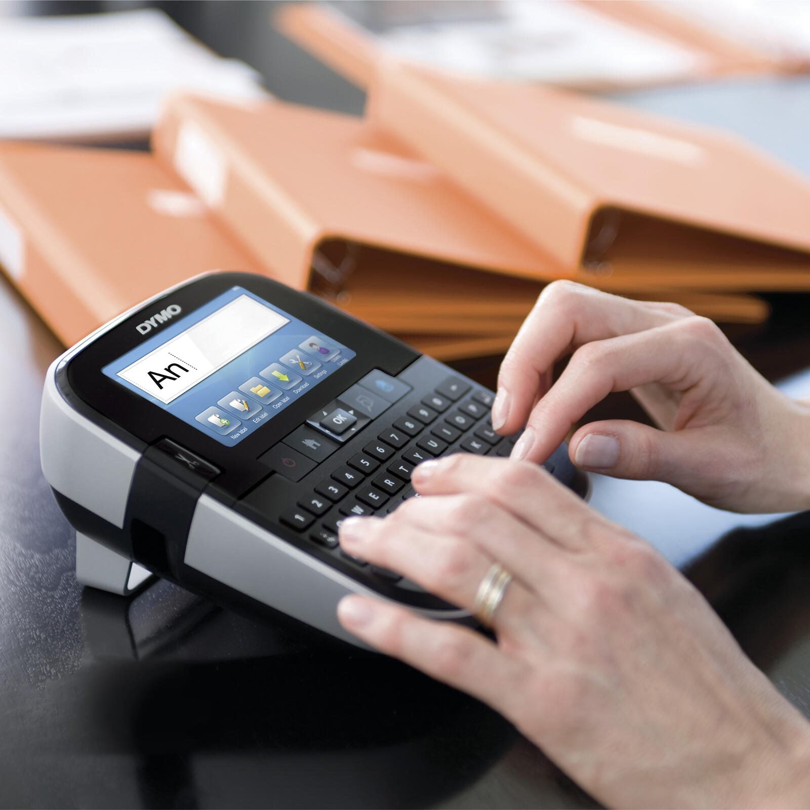 DYMO® LabelManager™ 500TS Beschriftungsgerät, QWERTZ-Tastatur