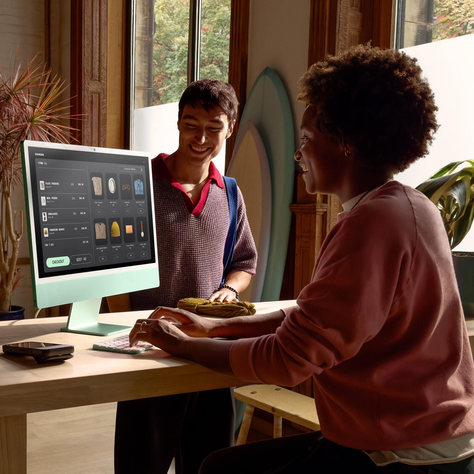 Apple iMac 59,69cm (24') Nano­glass, silber