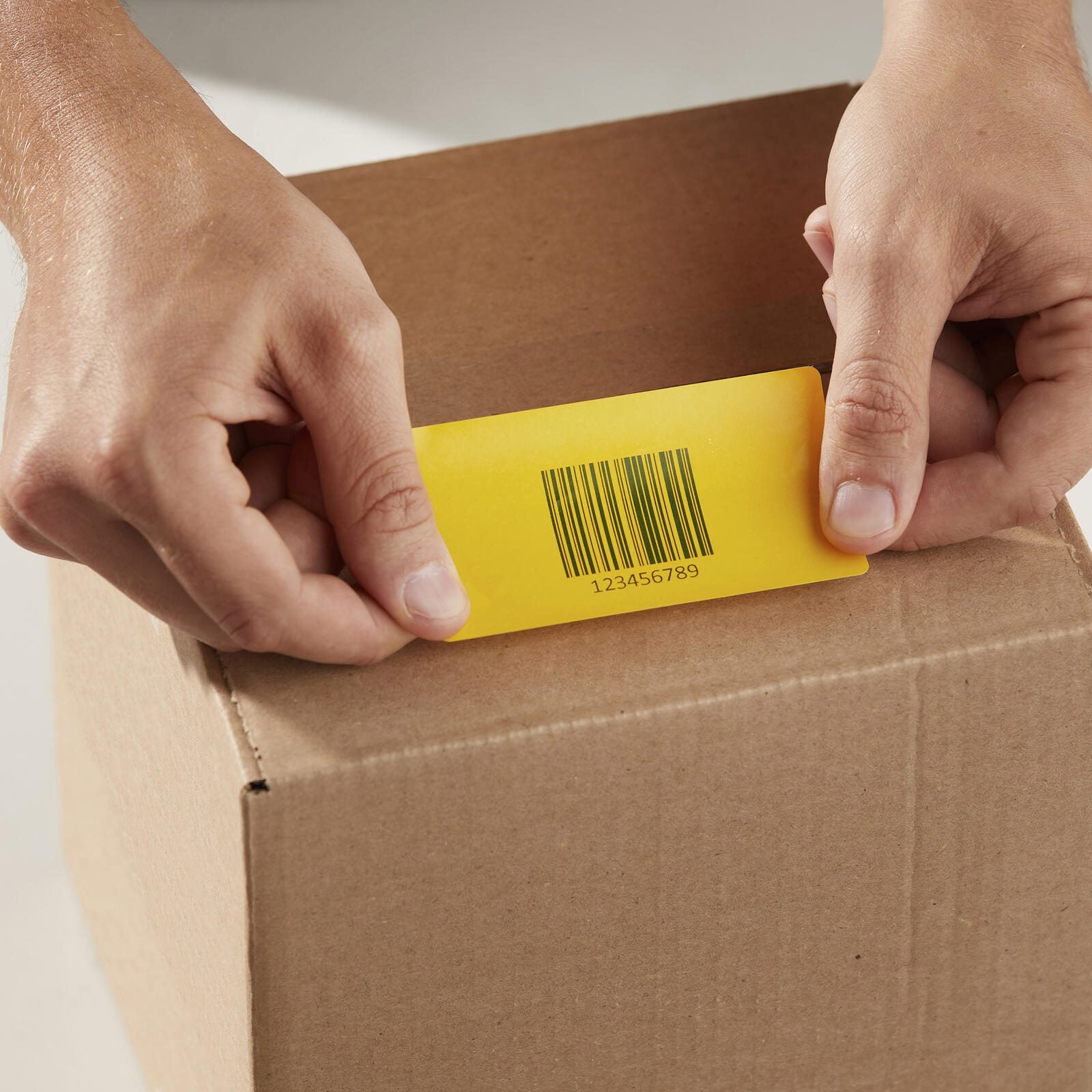 DYMO® Original Etikett für LabelWriter™, Versand, GELB, permanent haftend, 1 x 220 Etiketten