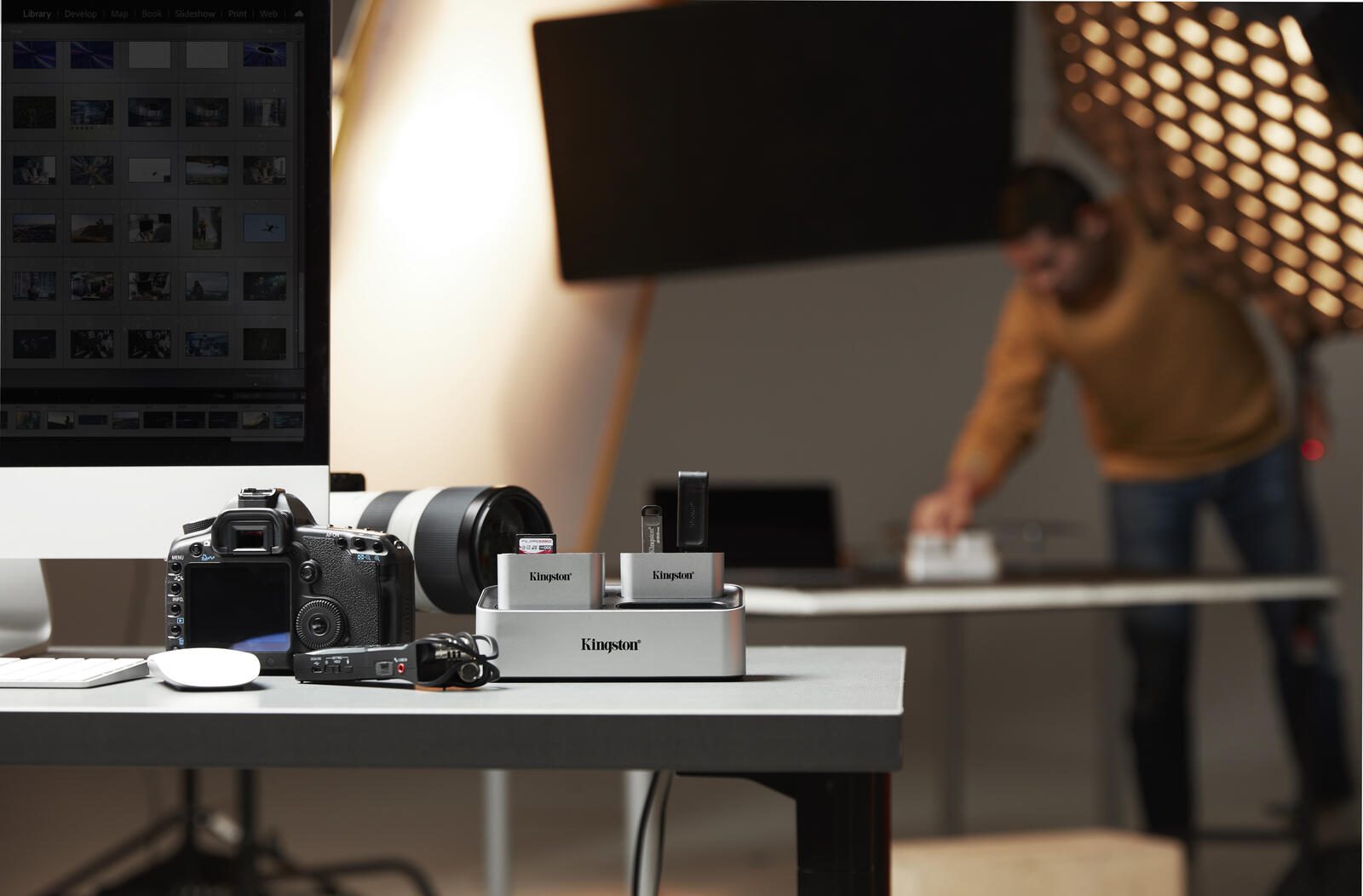 Kingston Workflow - Kartenleser - USB-C 3.2 Gen 1 - mit 2 Steckplätzen