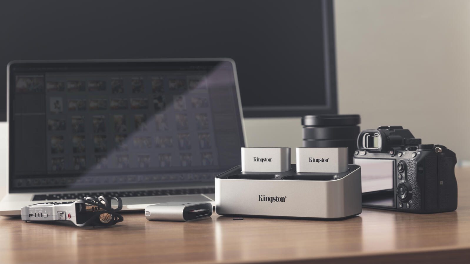 Kingston Workflow - Kartenleser - USB-C 3.2 Gen 1 - mit 2 Steckplätzen