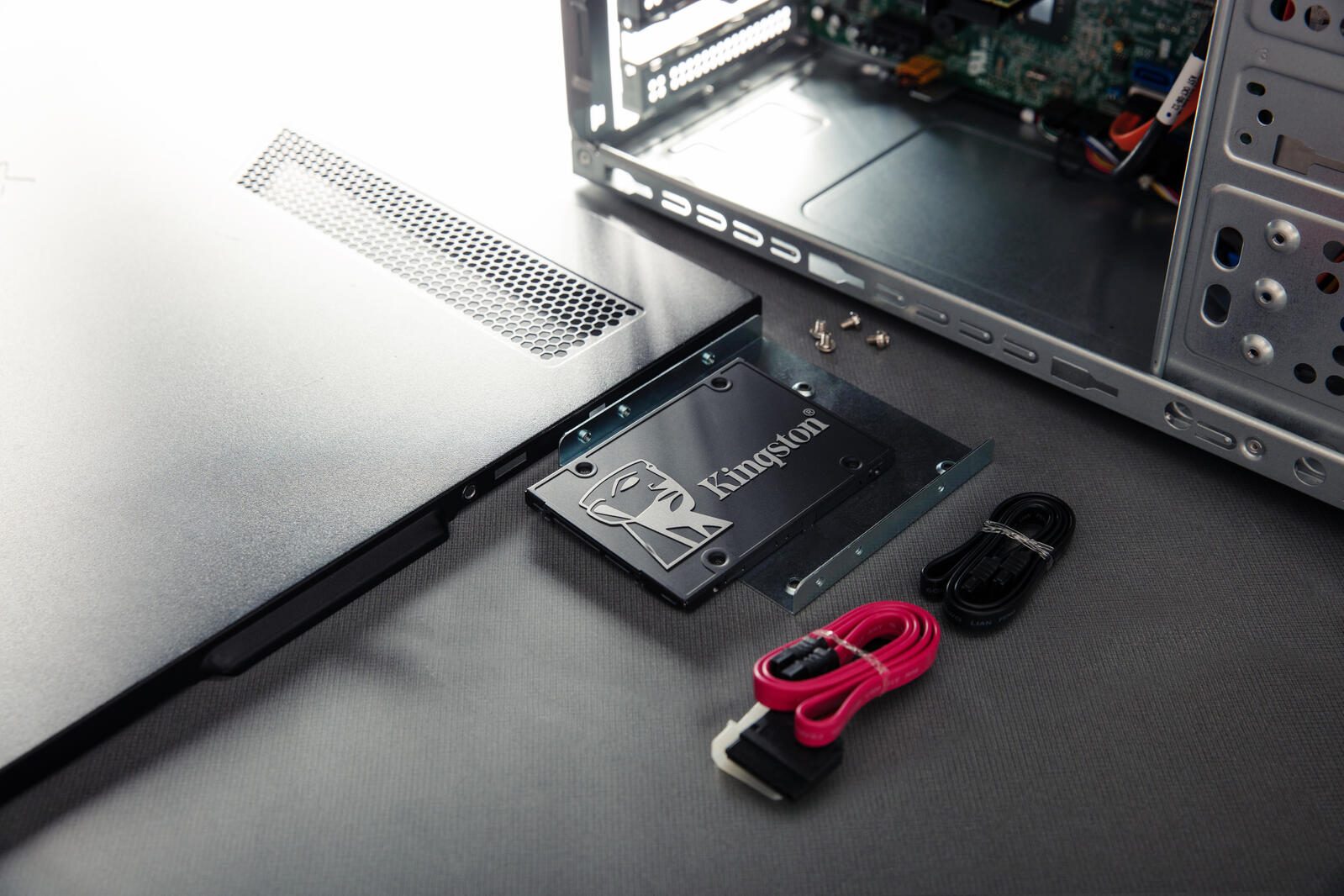 Kingston KC600 1024GB