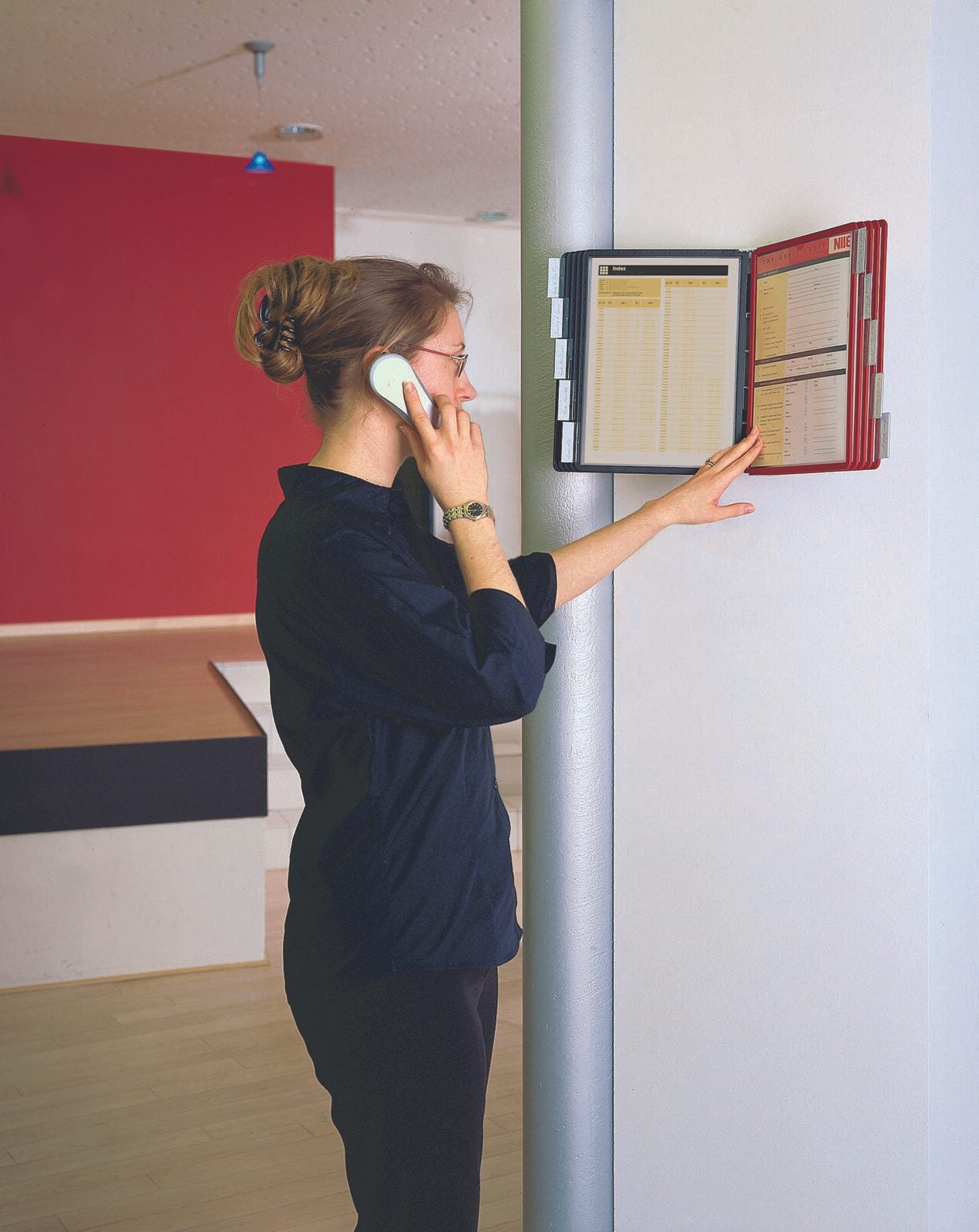 DURABLE SHERPA® WALL 10 Wand-Sichttafelsystem DIN A4