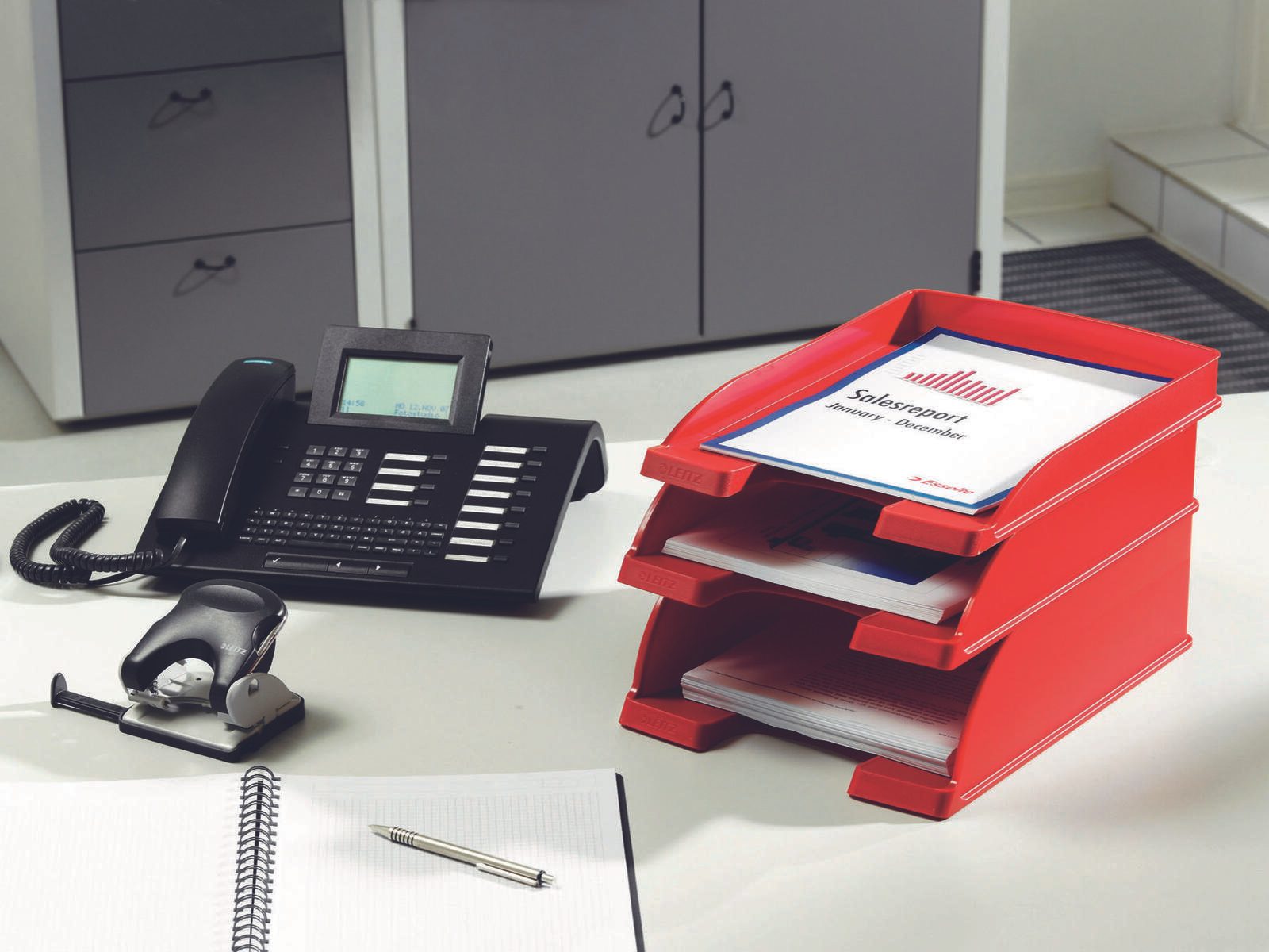 LEITZ Briefablage Plus DIN A4 rot