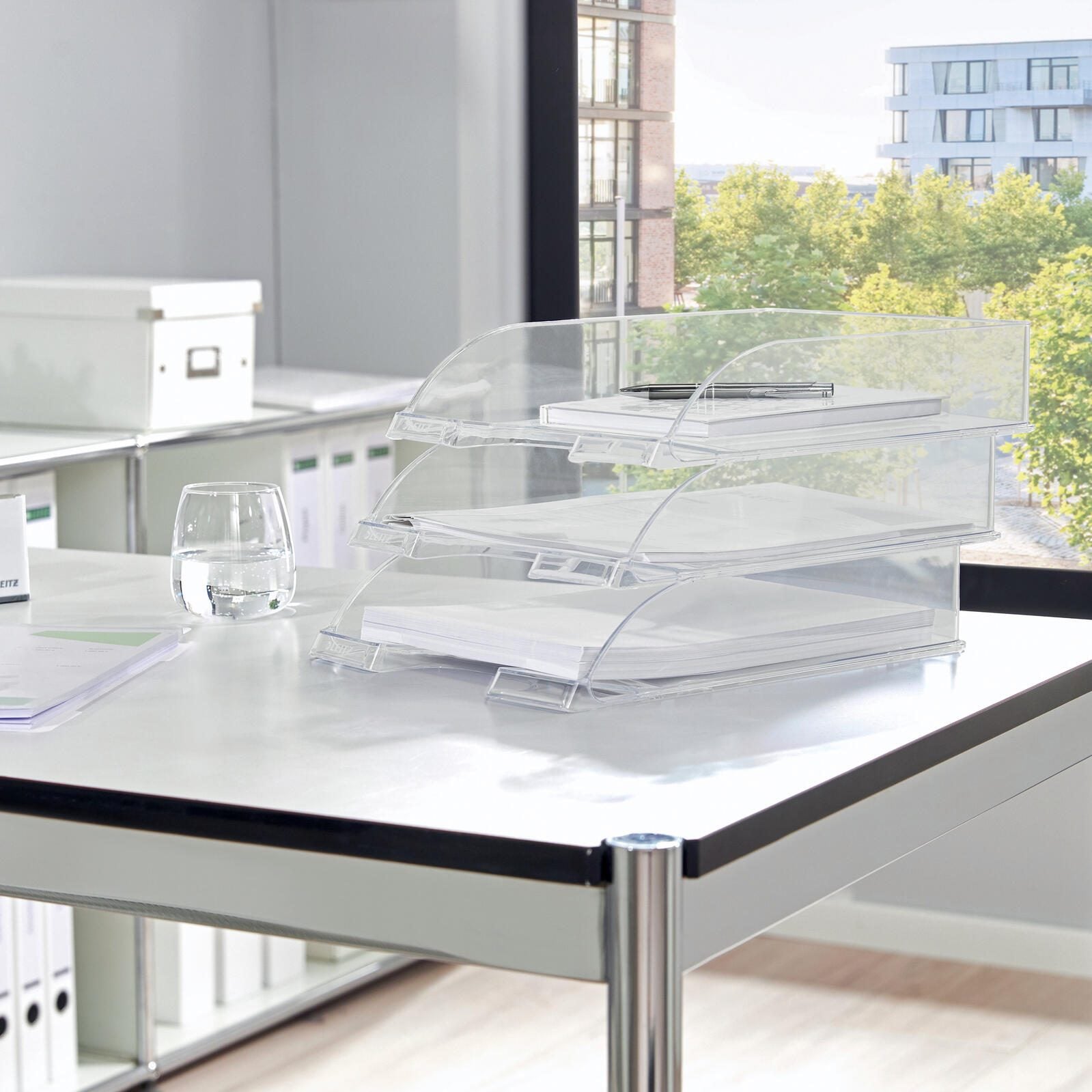 LEITZ Briefablage Plus DIN A4 glasklar