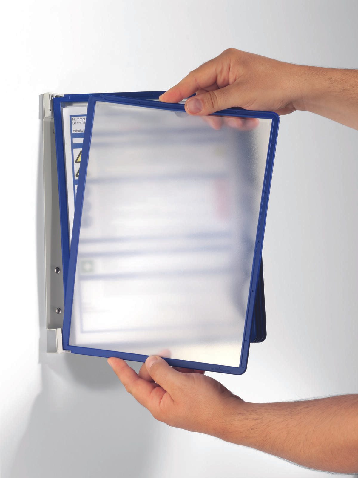 DURABLE VARIO® WALL Wand-Sichttafelsystem DIN A4